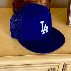 Brand New New Era Pro Fit Dodgers Trucker Hat Sz 7.5